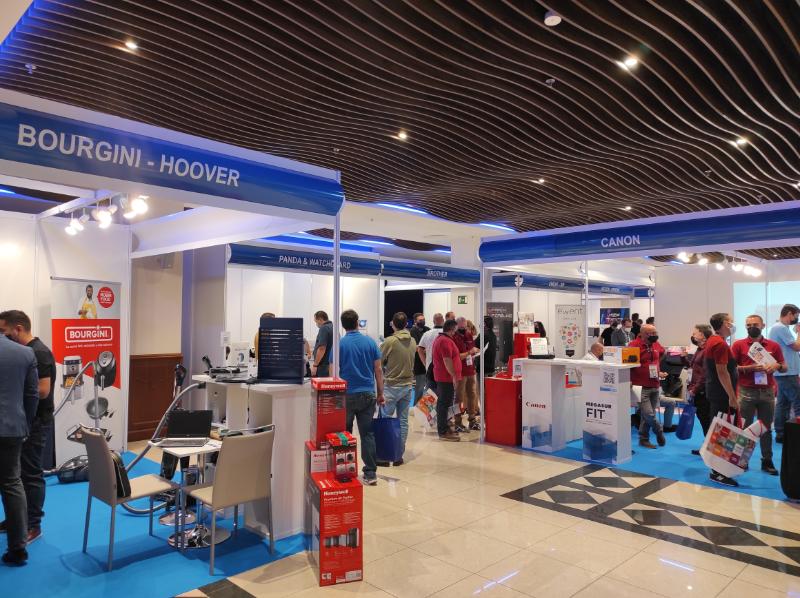 galgus_'s tweet photo. Este viernes podrás encontrarnos en la Feria de la Informática y la Tecnología de @canal_megasur. Donde compartiremos espacios con los principales fabricantes del sector. ¿Nos veremos allí? ¡Pásate por nuestro stand! #FIT22 https://t.co/HkGrWCp5sc