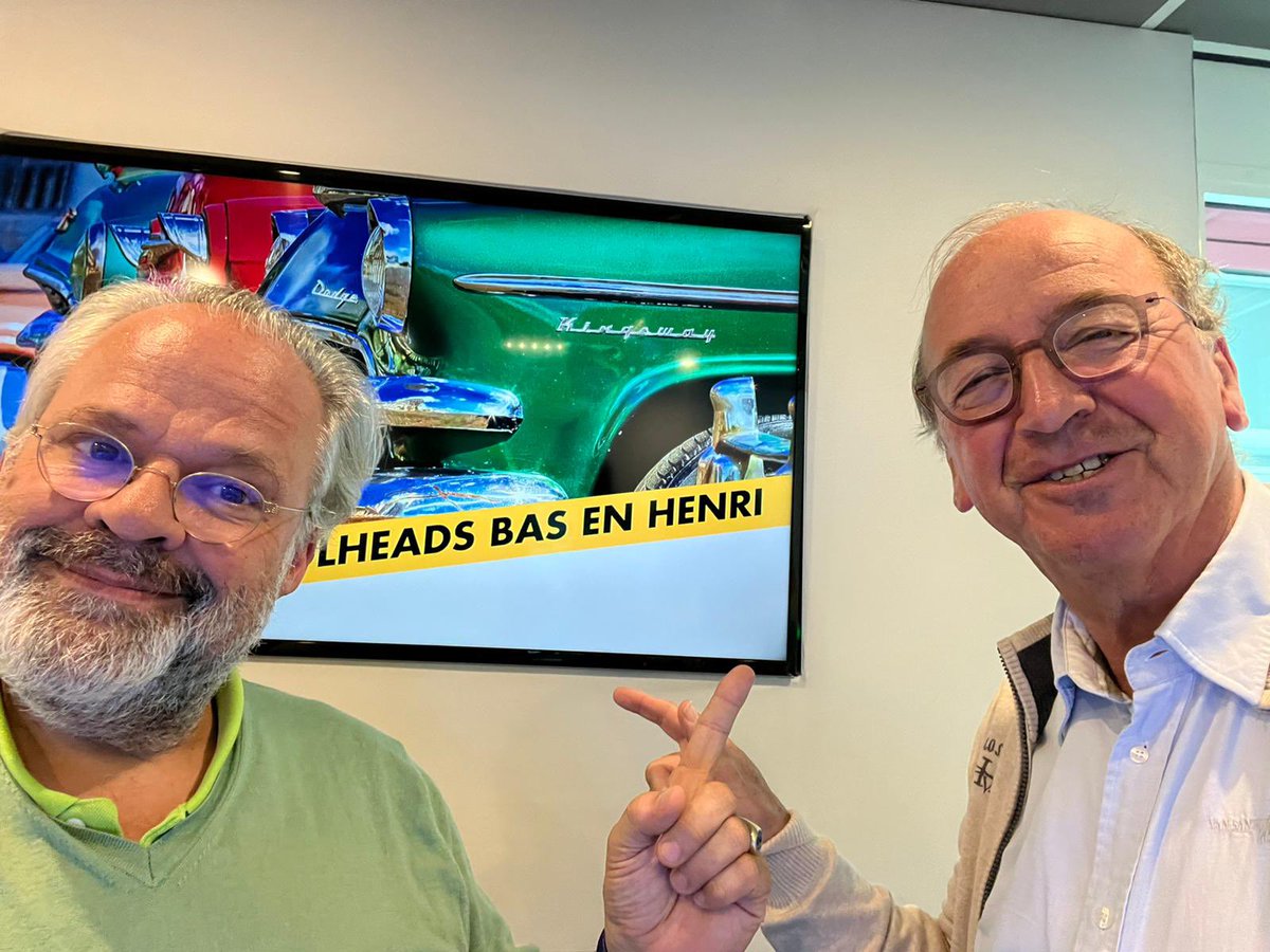 BNRpetrolheads's tweet photo. Henri over de opname #pc252: Was geinig. Nr 252 is ook afgerond. Thema: ‘het is een primeur, maar ook zonder Carlo gaat Petrolheads deur’. https://t.co/JJpKw00zVW