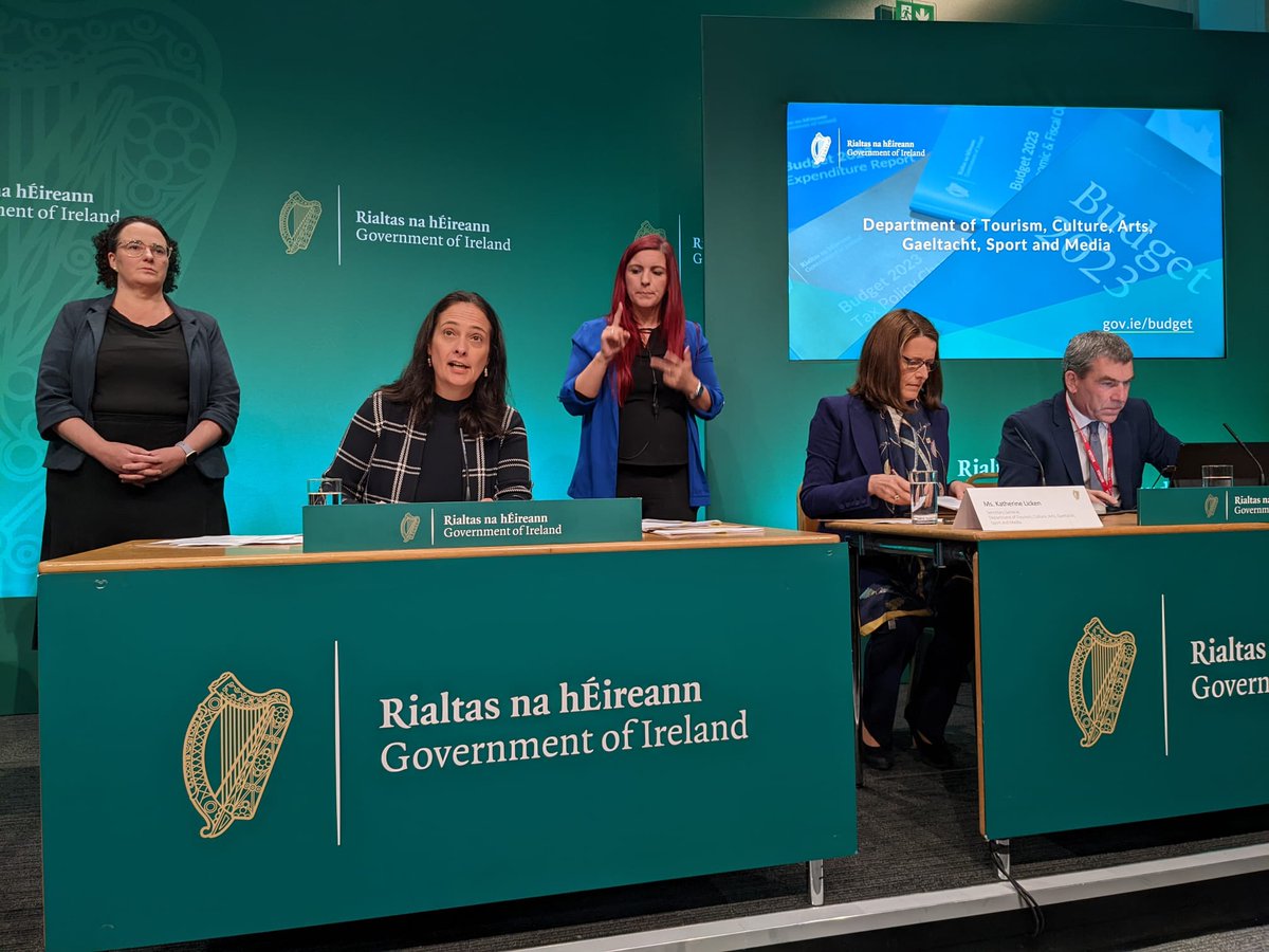 cathmartingreen's tweet photo. There'll be a new Irish language children's TV channel @Cula4_TG4 🙌 

This will be provided for in the additional €7.3m I secured for @TG4TV as part of #Budget2023 

-seo an méadú is mó ariamh ar mhaoiniú do TG4 https://t.co/qrpSCVp8Oe