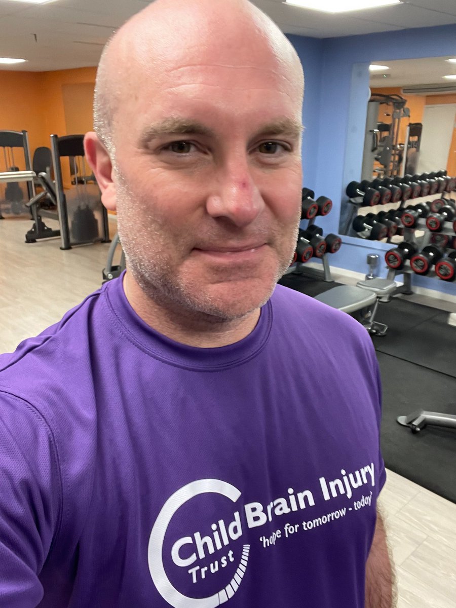cbituk's tweet photo. With just 4οΈβ£ days to go we wanted to wish Ian the very best of luck for the London Marathon on Sunday! We can't believe it has come around so quickly & can't wait to cheer Ian & #TeamCBIT on! If you would like to support his fundraising efforts, click ππ½https://t.co/hTHuMsJTuU https://t.co/FfSkmLYh8H