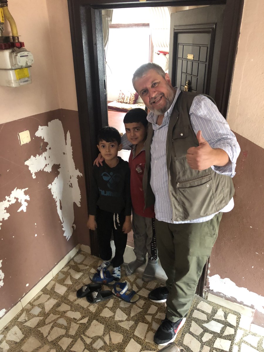 IhhDuzce's tweet photo. Çocuklar gülerse dünya güler. Biz de bugünkü ziyaretlerimizde çocukların yüzlerinde gülümseme olduk, sevinçlerine ortak olduk. https://t.co/Es5oADpuw1