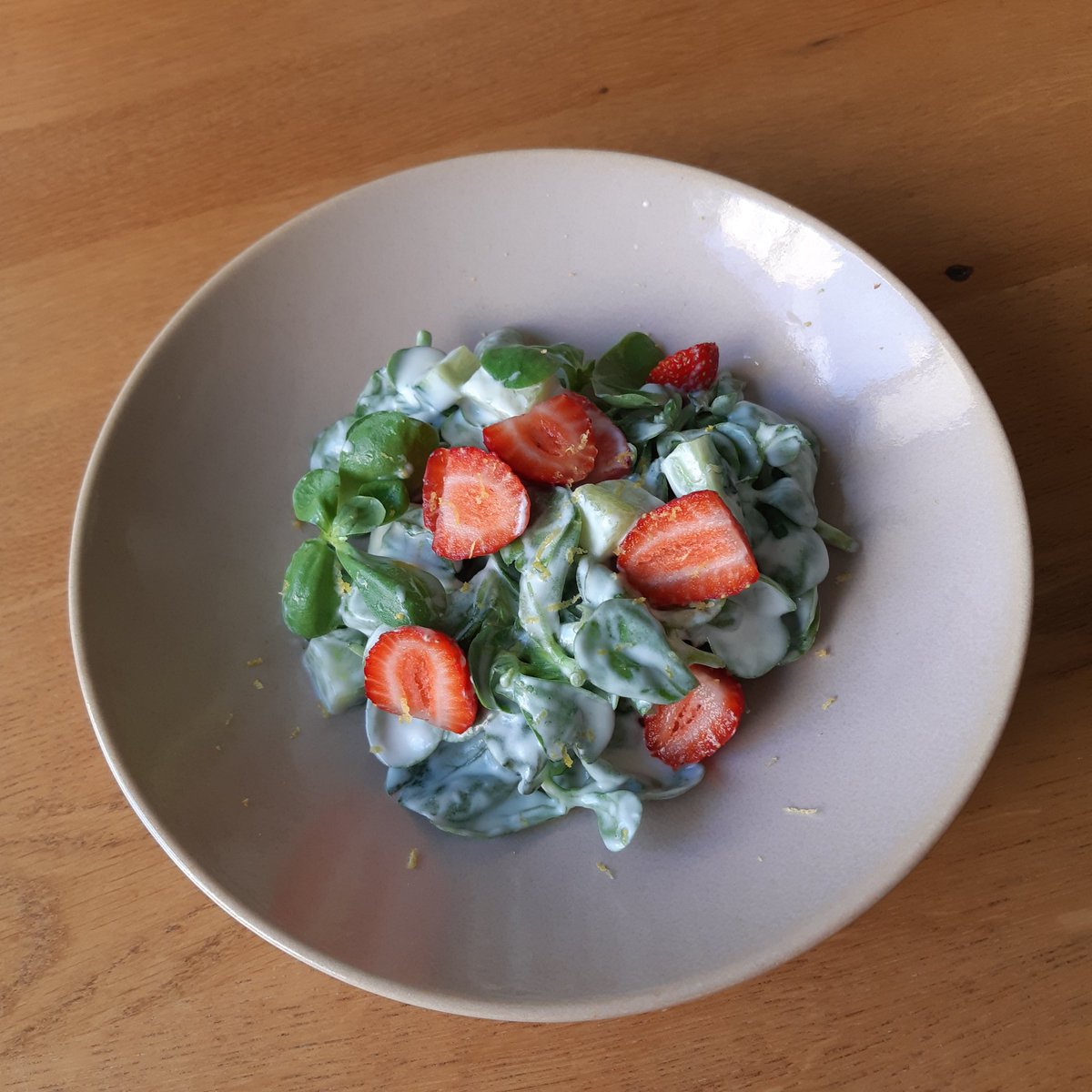 Semizotu ve çileğin uyumu..