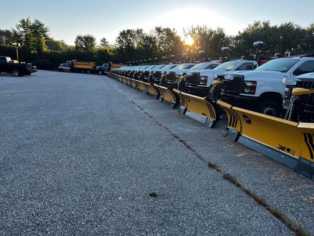 The calendar may still say September, but these rigs will be ready to hit the roads in #Toronto when the first flakes begin to fall. #DewEzeDrivesThis #UnderTheHood #HydraulicPower