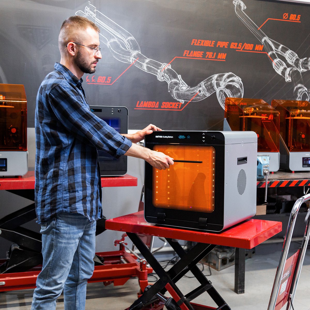 Zortrax_3D's tweet photo. Meet the third star of our #ZortraxPowerfulTrio: Zortrax Curing Station! This #postprocessing device works with all #resin3Dprinters on the market and ensures #resin3dprints are free of weak points!
#zortrax #zortraxcuringstation #curingstation #new #newproducts https://t.co/BKBMYlr5Ly