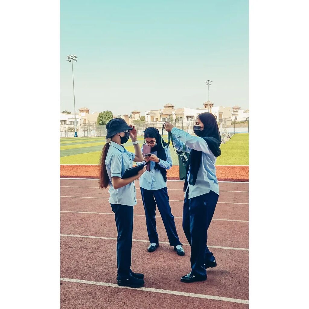 UIS_Design's tweet image. Empathy-driven designs are more than just aesthetics. Grade 9 designers putting themselves into their client&apos;s shoes and field testing existing solutions for their HAT-TASTIC Unit. 🤠

#WeAreUIS #ProudlyTaaleem #DiscoverYourPassion #StudentLeadershipProgrammes #MindsetOfTheFu…