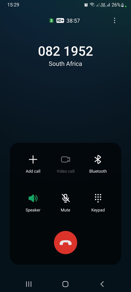 EMMZRK's tweet photo. @vodacom  This is unacceptable, I pay you monthly so i can't be begging for service, don't you have consultants? https://t.co/19Qw4YLWNe