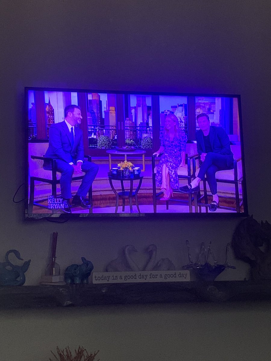 ShanonSenefeldr's tweet photo. @jimmykimmel @LiveKellyRyan Jimmy, you just actually said, Losing teeth like a meth addict??” On that show!? My daughter just died of an overdose in August. Felt like you punched me in my heart w/ your words, Jimmy. Wow. https://t.co/khhkxip0VI