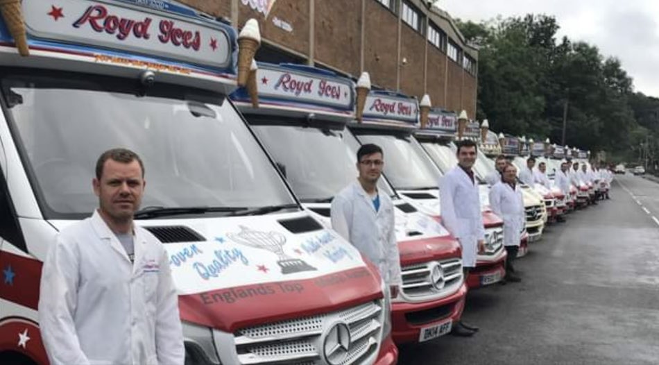 Looking to hire an ice cream van for that special day or event?
Royd Ices have ice cream vans for hire for all occasions😀
To hire an ice cream van call us on 01422 881122.
roydices.co.uk/ice-cream-van-…
#icecreamvanhire #events #weddings