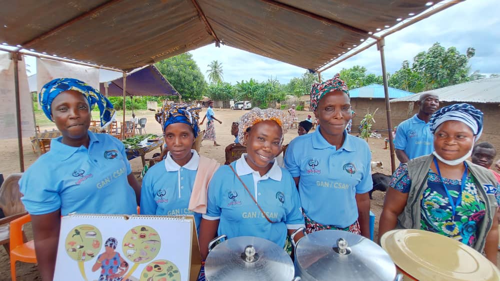 karlfredpaul's tweet photo. Super visite du projet PNDPE à Bopa dans le Mono. Nous améliorons les interventions des services de nutrition et de développement de la petite enfance. Magnifique. Merci au @gouvbenin et au #SP_CAN pour la confiance faite à Plan. #FoodSecurity #ODD2 https://t.co/0cZWo8e8eb