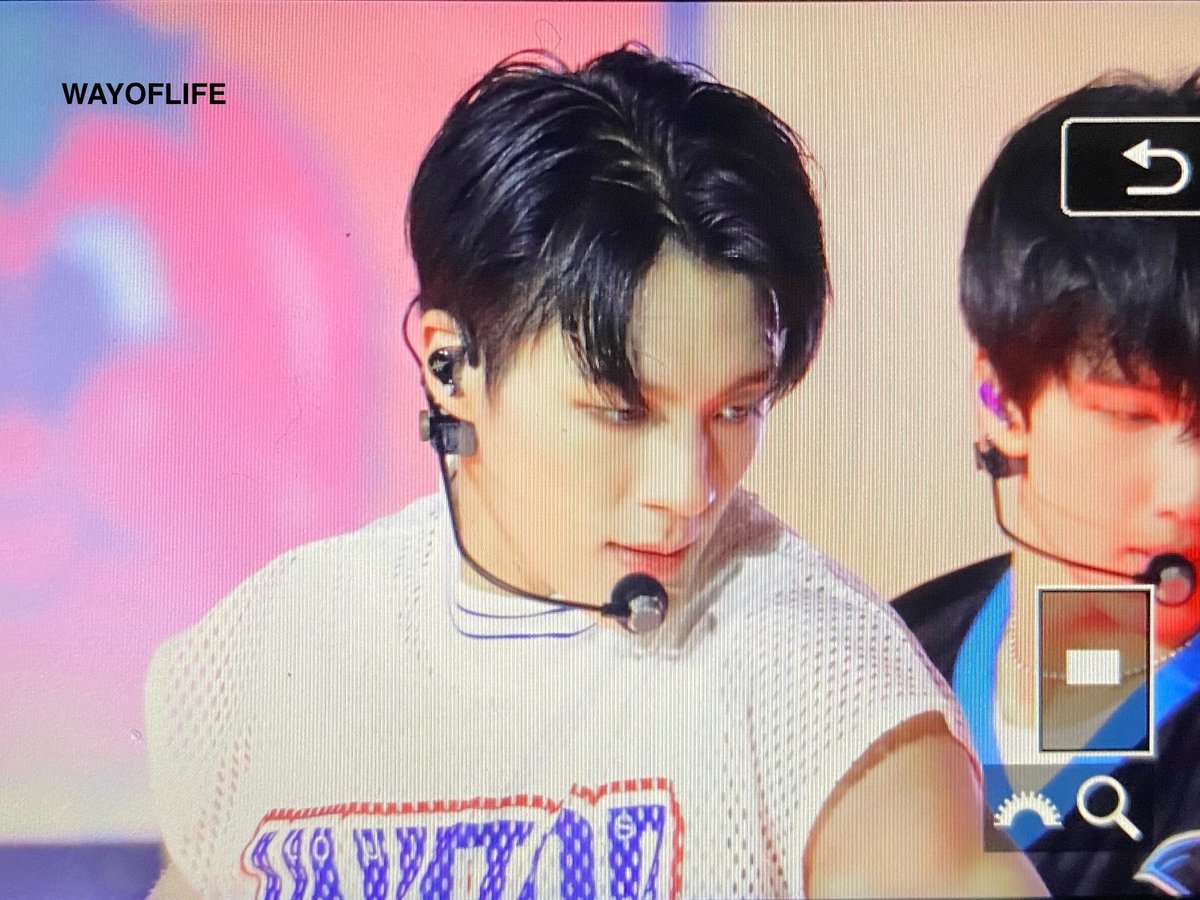 ljenowzs's tweet photo. GA BISA DI BIARIN INII
#JENO 
#JENOKETEKAN
#KWAVETTV2022 
#KWAVETRANSTV2022 
jeno ketekan https://t.co/gyiBGSeUsC