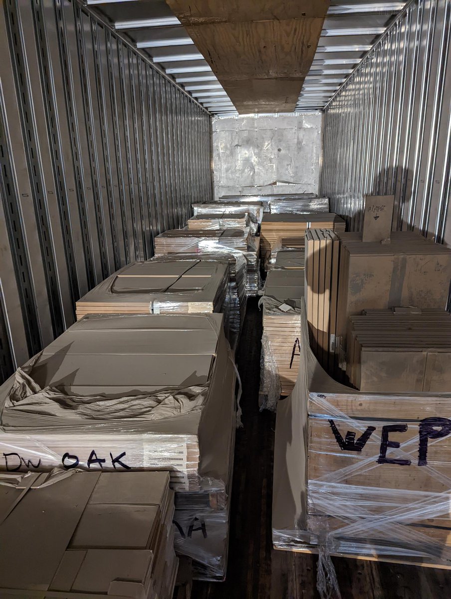 can_save's tweet photo. CanSave is committed to supporting community partnerships and initiatives that could always benefit from a helping hand. Another #truckload on its way to @HabitatHuronia for local projects and #environmentallyconscious building. 

Donate or volunteer at  https://t.co/GytIqjwsAa https://t.co/SZPbb2DwPu