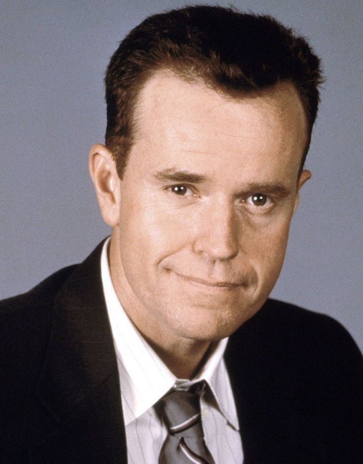 Happy birthday to Steve Hytner! He played Mr Burrows in The Golden Palace! 