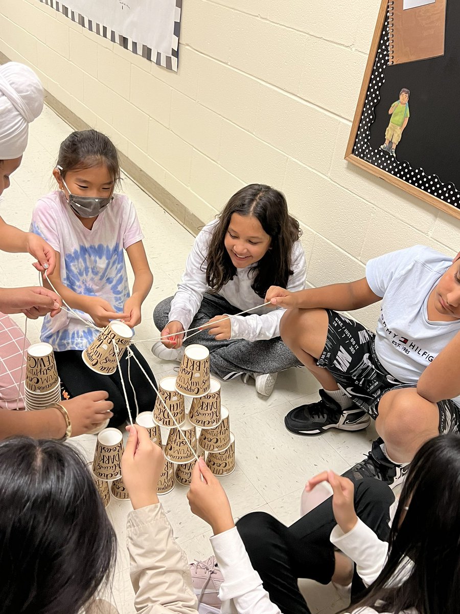 FrudaHenry's tweet photo. Stem team building activity with @Abritasear5 .  Without the use of their hands…Students used teamwork, string, and a rubber band to stack cups into a tower!  @SearingtownK5 #teambuilding #communication #BetterTogether https://t.co/WquVtYROq0