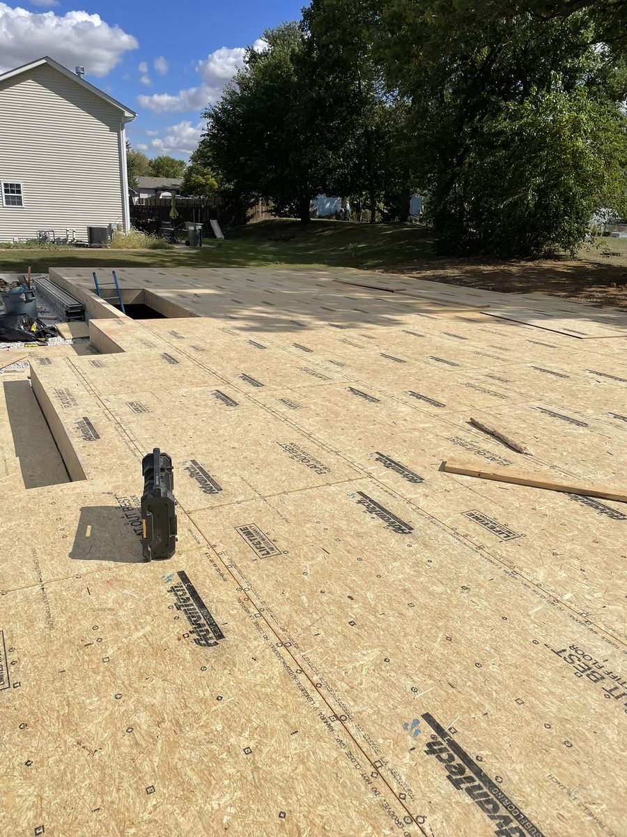 Zooby30's tweet photo. Last few days we’ve started and are finishing up decking the floor of the new house. Wall materials are delivered and ready to go up tomorrow! #WHSBT #WilmoProud https://t.co/pY07mCJYSY
