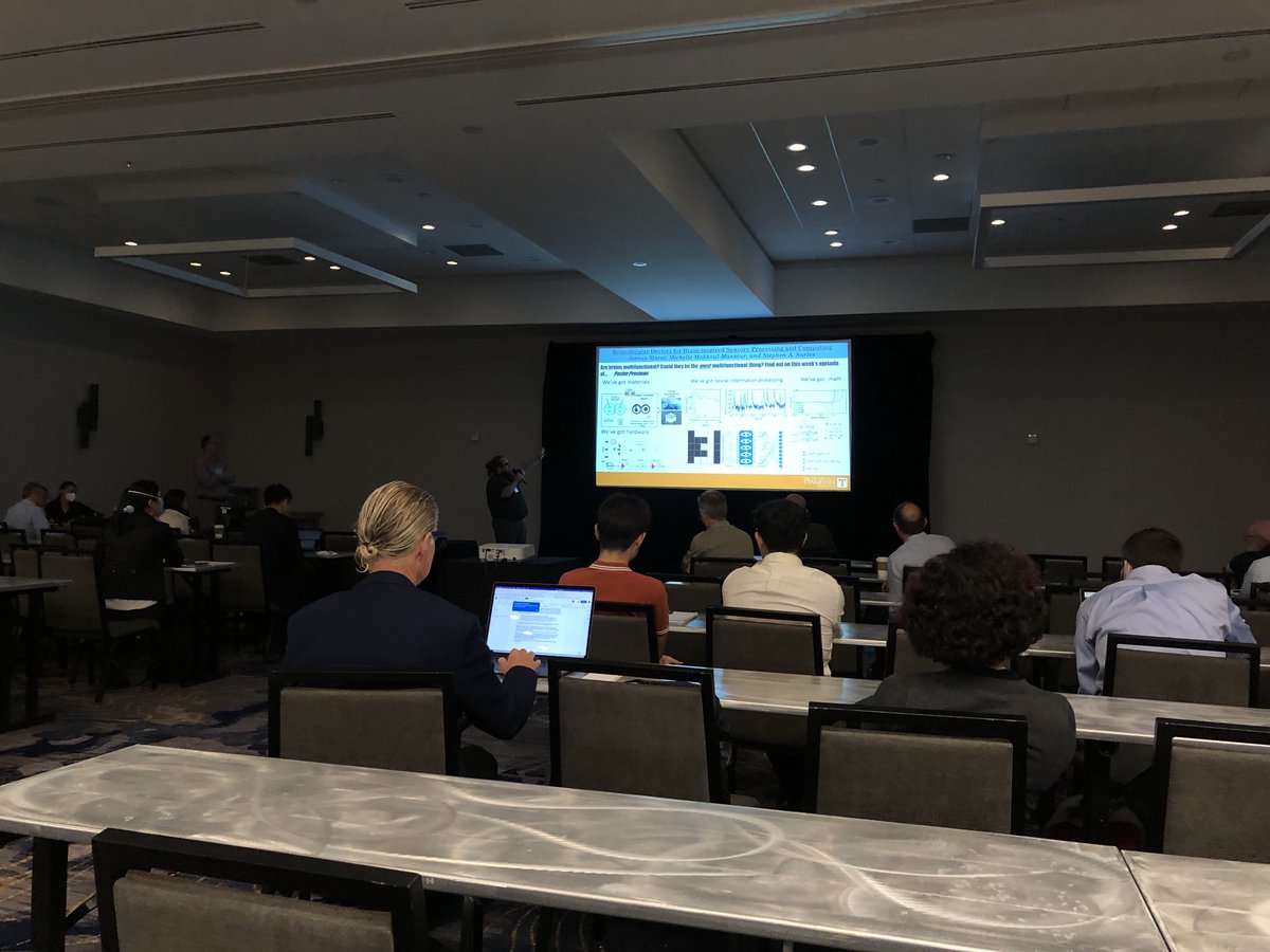 Josh Maraj, Phd student, giving a great poster preview at the 2022 GRC on Multifunctional Materials.