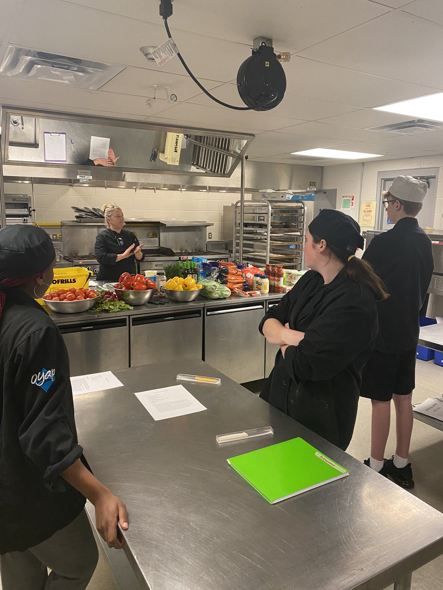 Ms. Rosati tweet media