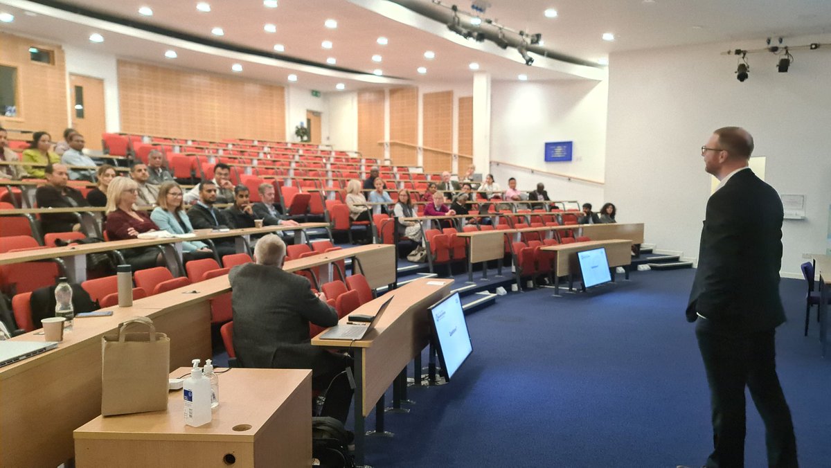 loceng79's tweet photo. Very honoured to be given the opportunity to organise the West Midlands Association of Radiologists Meeting which is a small regional meeting for educational updates and networking. I am also grateful for industrial support @AidenceVeye @annalise_ai #Macromed with this meeting. https://t.co/GLVhAh1q1Z