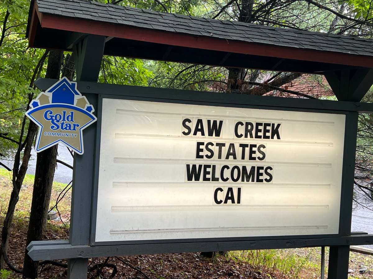I spy with our eyes a Gold⭐ Star Community at Saw Creek Estates! #goldstar #communities #caikeystone #poconos