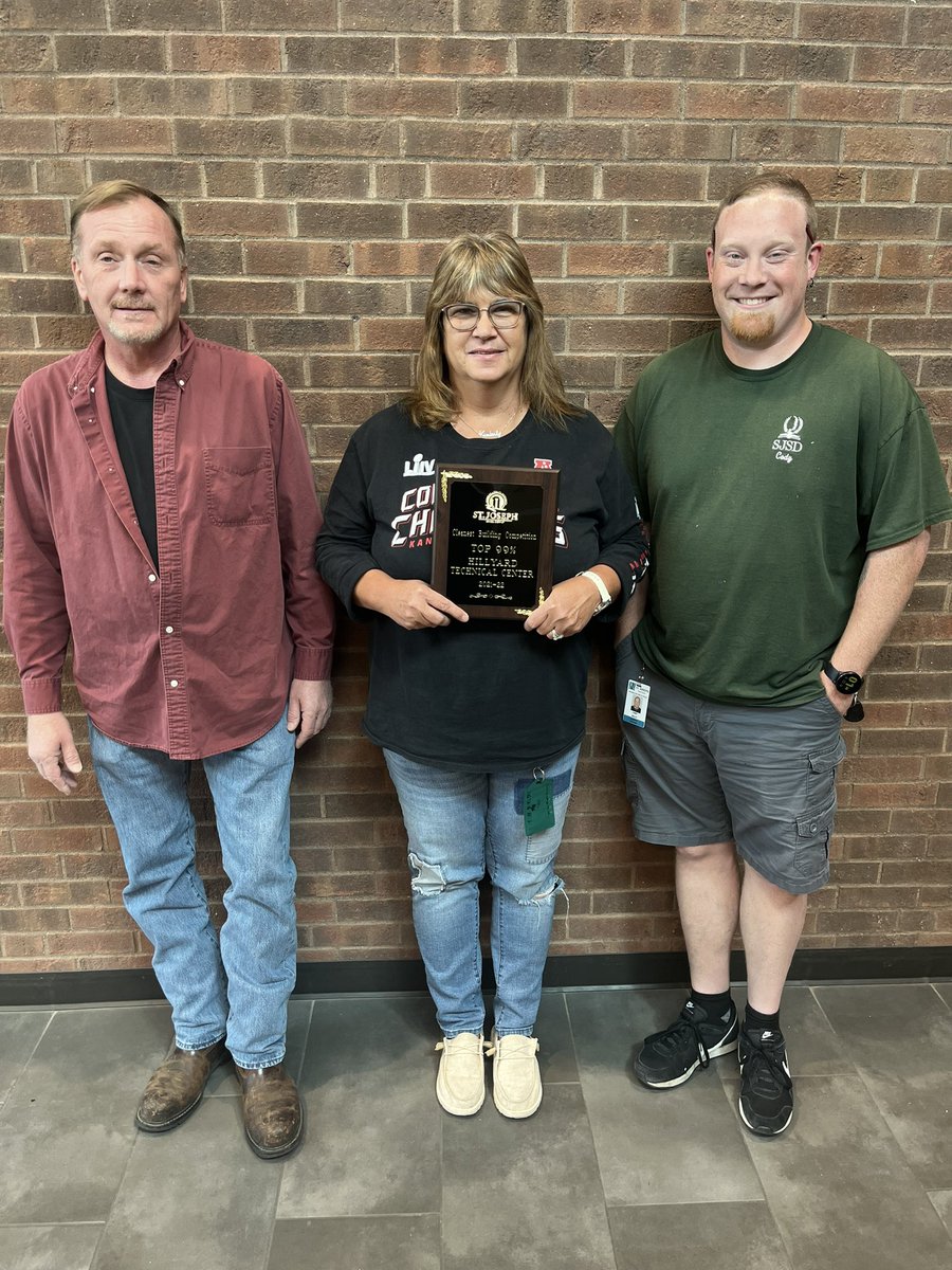Super shout out to <a href="/HillyardTech/">Hillyard Tech Center</a> maintenance staff! Top 99% in <a href="/StJosephSchools/">St. Joseph School District</a> Cleanest Building Award Competition!  We are very proud of their hard work! #makeadifference