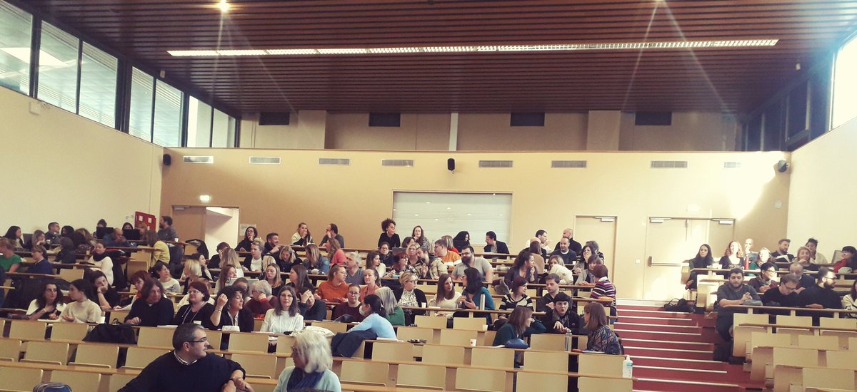 ReimsRep's tweet photo. Top départ d'une formation filée portant sur la #metacognition pour les 120 enseignants réunis du REP+Joliot-Curie.
Animée par M. Guilleray, co-animée par le CAREP.
Merci à #URCA pour son accueil.
#vouloirapprendre
#pouvoirapprendre
#pouvoirsévaluer https://t.co/b8PgicBfAg