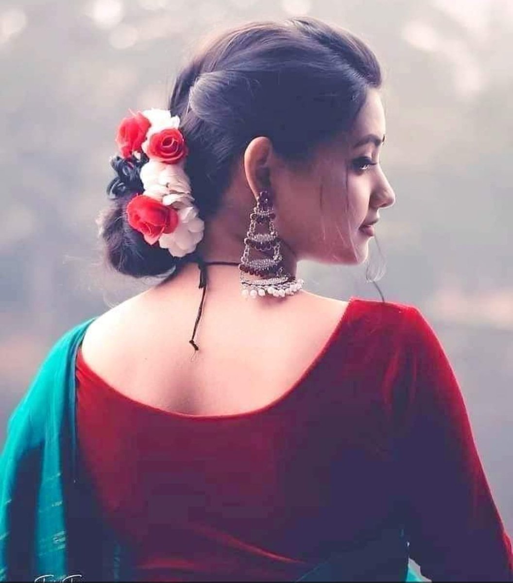 मैं हमेशा रहूंगा, 
तुम्हारे लिए अंतिम विकल्प, 
तुम जहान भर की बेचैनियां मेरे संग मिटा लेना..!!
❤️🥀
