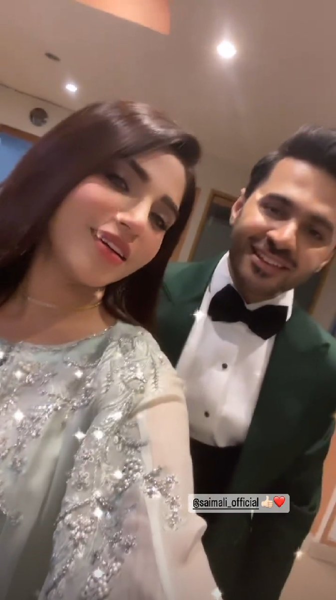 Zai_nabKhan's tweet photo. I think Amna ar Saim tamasha k Finale k lye tayar howe hn
#TamashaGhar #MareehaSafdar
#Tamash #UmerAalam #Saimali #amnamalick https://t.co/kS88TThrip