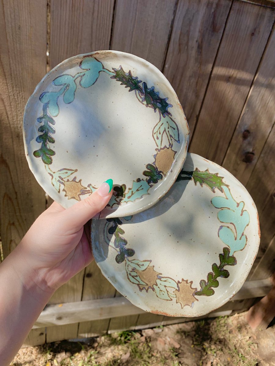 「recent ceramics :• ) leafy pair of plate」|jackieのイラスト