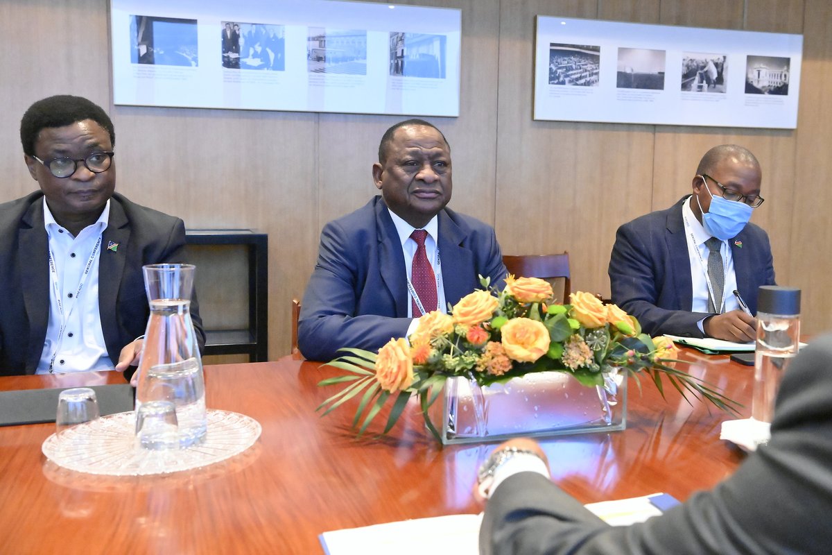 rafaelmgrossi's tweet photo. In Africa, cancer kills more people than malaria &amp; tuberculosis combined, &amp; carries a disproportionate share of the world's cancer burden. We need action.
Good to engage w/ @MhssNamibia @DrKalumbi on how Namibia can benefit from @IAEAorg Rays of Hope for #CancerCare4All. https://t.co/Jt4gjifEnk