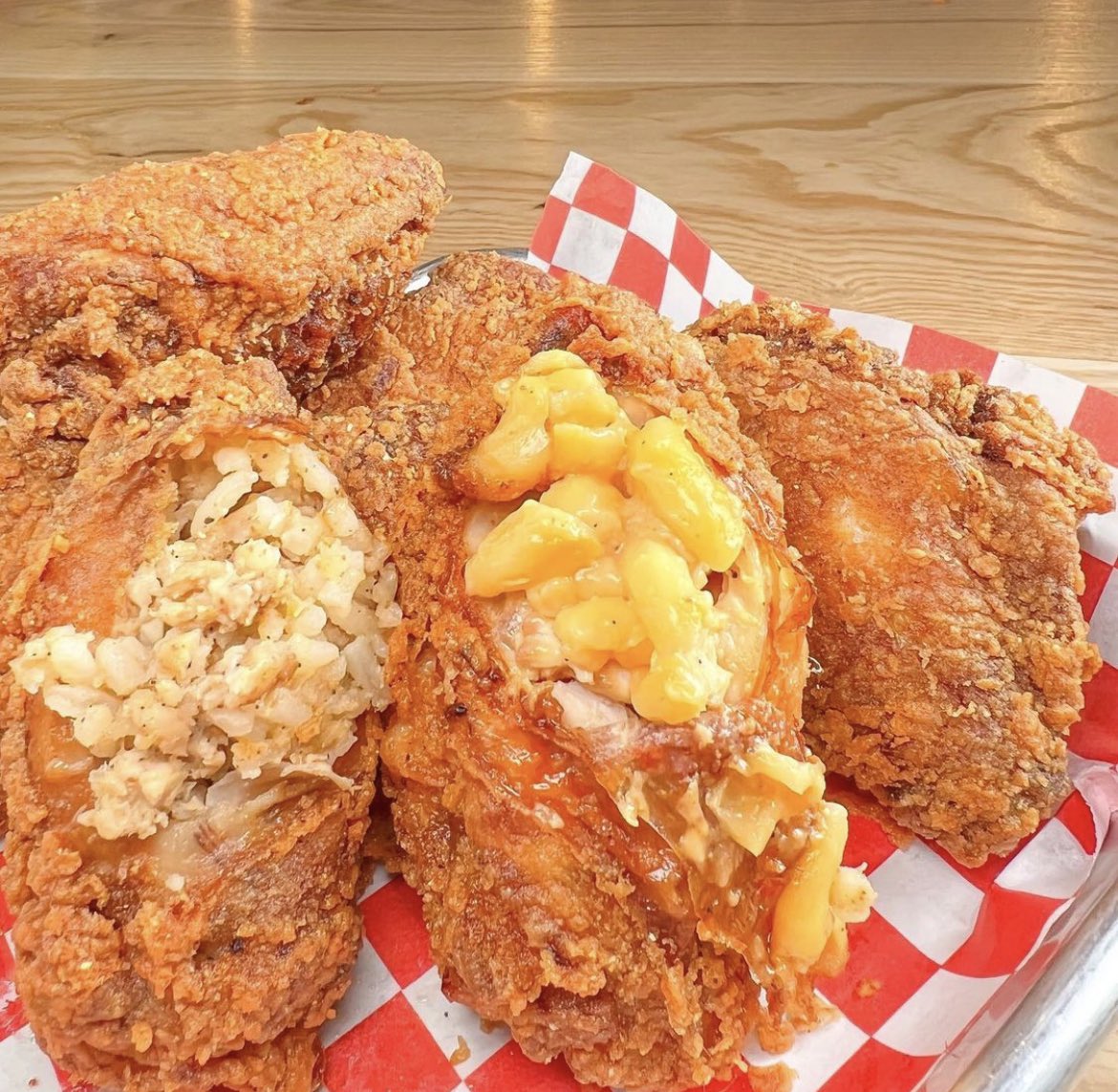 FriedCHCKNFest's tweet photo. Whether you’re a drums, flats, spicy, or even mild wings lover, we’ll have something for everyone at #FCF2022 this weekend. See below for a just a few of the mouthwatering wing options our vendors have in store for y’all 🔥🤤 #WingWednesday https://t.co/UOzUpTIwTt
