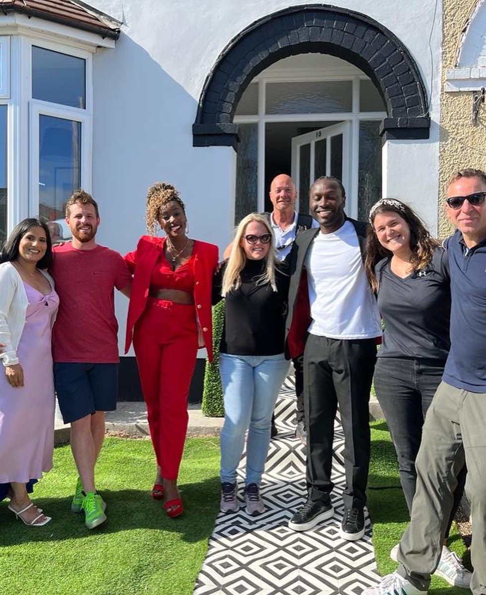 ScarAndStu's tweet photo. BTS of our Bristol episode with @sanasan_90! Loved the end product of this one…
•
•
•
#teamwork #siblings #propertydevelopment #property #renovation #presenters #tv #tvpresenter #channel4 #worsthouse #worsthouseonthestreet #behindthescenes #bts https://t.co/8FDs5kfKI6