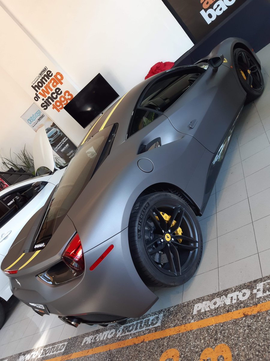ProntoRotulo's tweet photo. Increible #Ferrari488 GTB en nuestro #GrisTitaneo by #ProntoRotuloBue https://t.co/nVRcLB8KHF