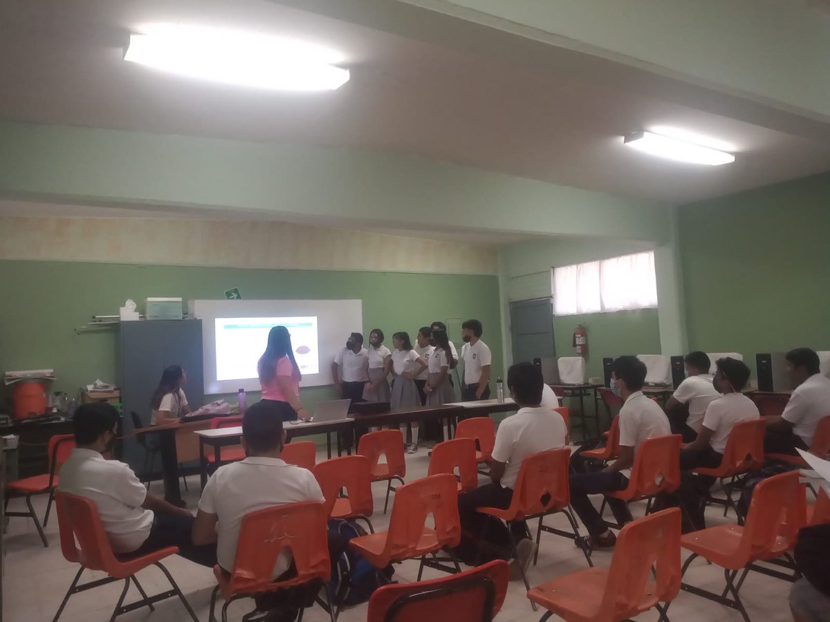 UCaborca's tweet photo. Taller "La Neta de la Marihuana y algo mas..." en su tercer sesión. Impartido por practicantes y promotores de salud de la Lic. en psicología de la Universidad de Sonora #CuidaTuSaludMental #UsaTuCAPA #capacaborca #capasonora @CapaSonora @DGSMASONORA https://t.co/VHQuCuz6Ji