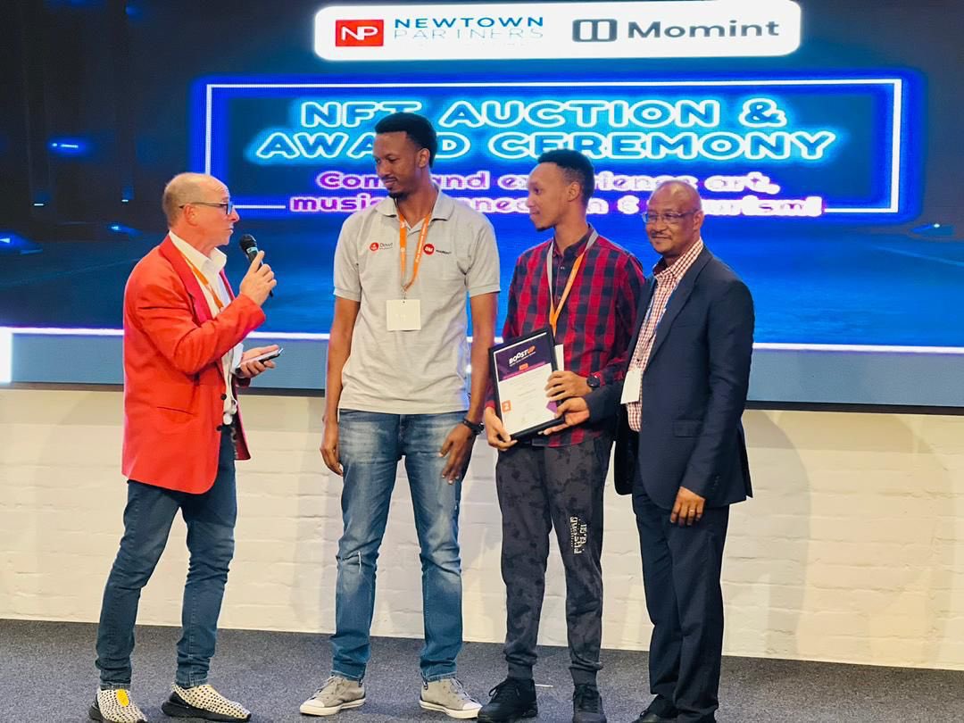 clementinoexau1's tweet photo. Second Place Winners among the Top 13 startup in Southern African Countries 
Such an honor to represent Tanzania 🇹🇿 and my Best team of Dawa Mkononi @daktarimkononi Thanks for the support @bunihub dyring the whole process 🙏🏽 🔥🚀 https://t.co/A9kBMxVEbN