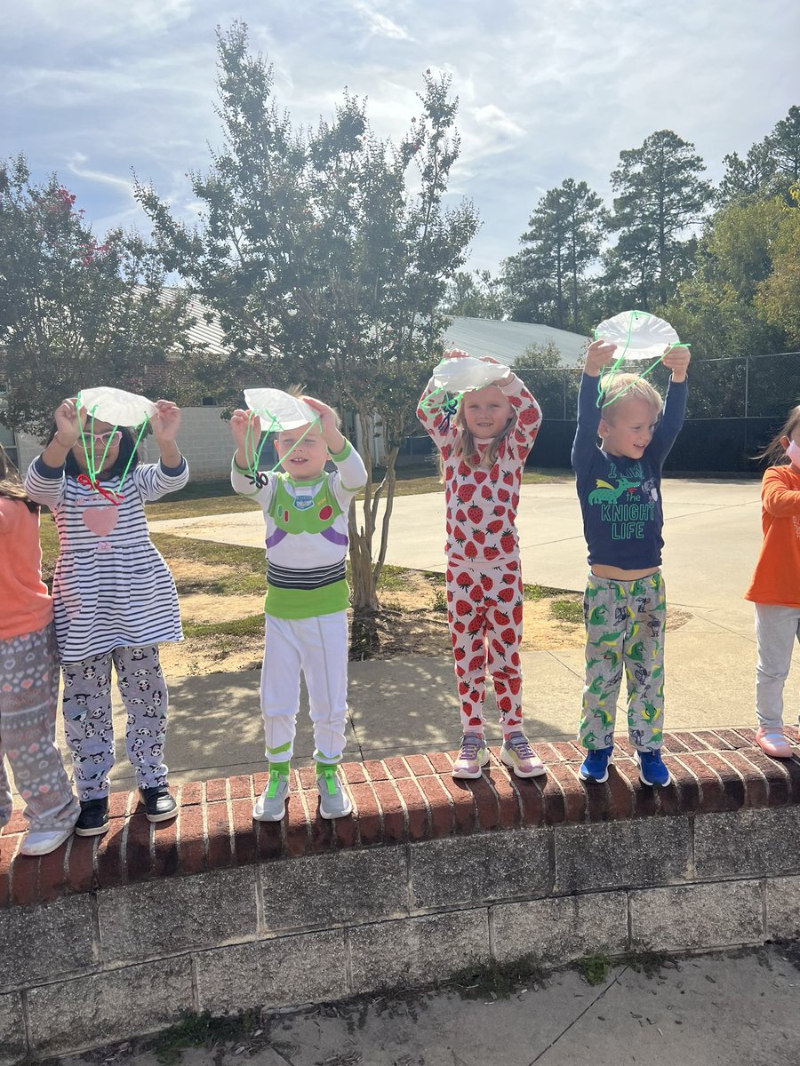 Ms.McManus tweet media