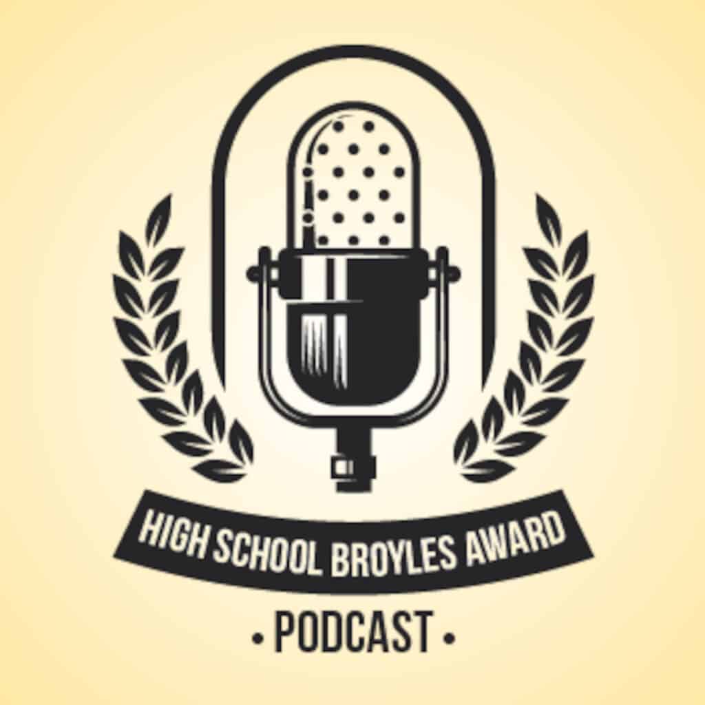 High School Broyles Award fans, check out our new podcast! Our inaugural podcast brings @CoachScott34 on to discuss his career and more! More episodes coming soon, be sure to subscribe using your favorite podcast service! Sponsored by @FieldTurf ow.ly/ZMTB50KWbTA