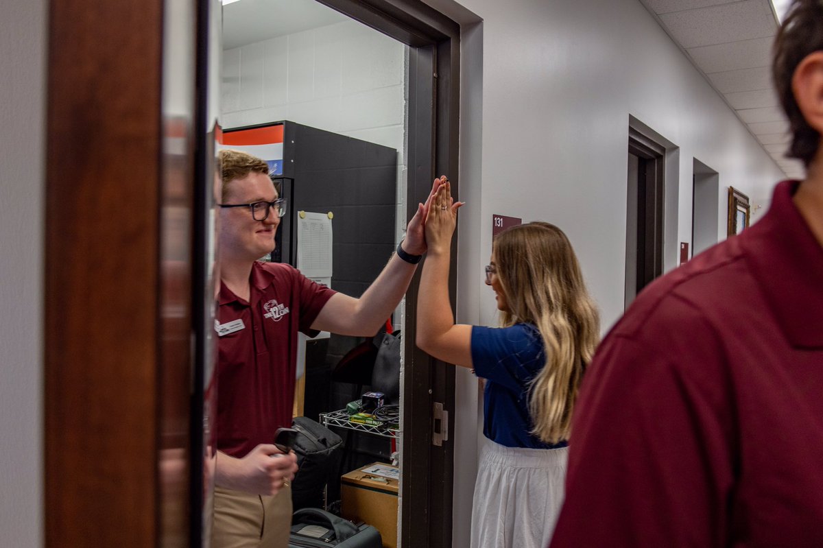 AggieVPRamirez's tweet photo. Yesterday, Amazon donated six pallets of food/items along with a $5,000 check to The 12th Can! What a wonderful team effort in service of giving back to our community here at Texas A&amp;M. WHOOP! #TAMU 

https://t.co/qKYM4OGL9y https://t.co/jINnUk70Bq