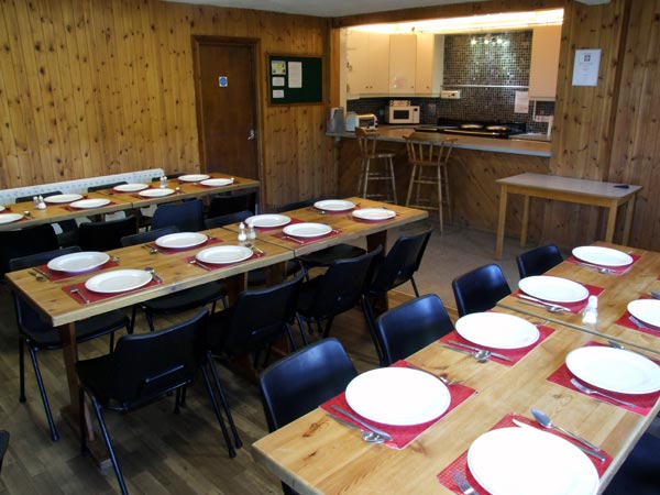 West End Outdoor Centre offers accommodation for up to 30 people in 9 bunk bedrooms. It overlooks Thruscross Reservoir in the Area of Outstanding Natural Beauty of Nidderdale. Go to YorkshireNet at  yorkshirenet.co.uk/accgde/westend/ for more information