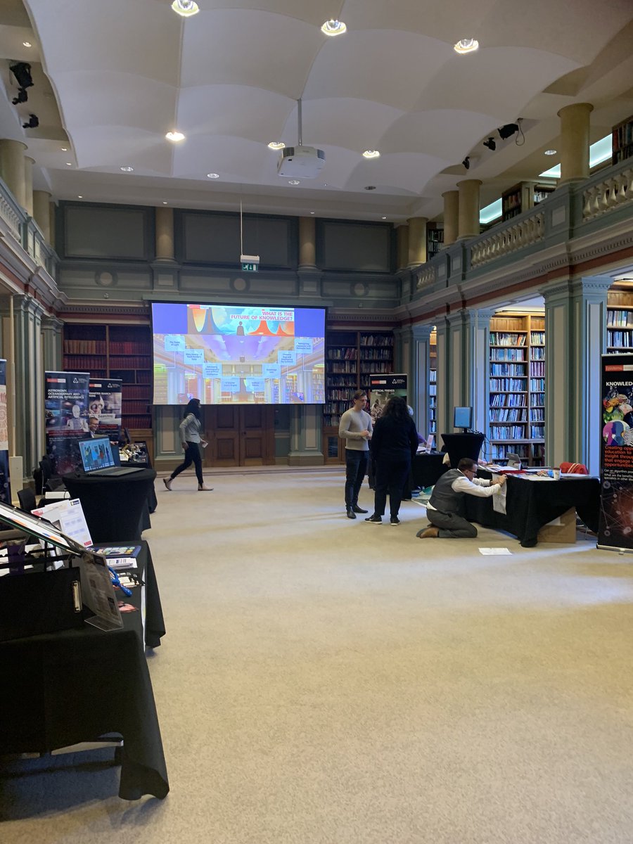 stmaryssecsci's tweet photo. Great day  with @LASARcentre @acgtranslation @FinnatCCCU @insightful_head discussing all things EI and the future of knowledge. I love the interactive discipline wheel https://t.co/MyhpklPVmf