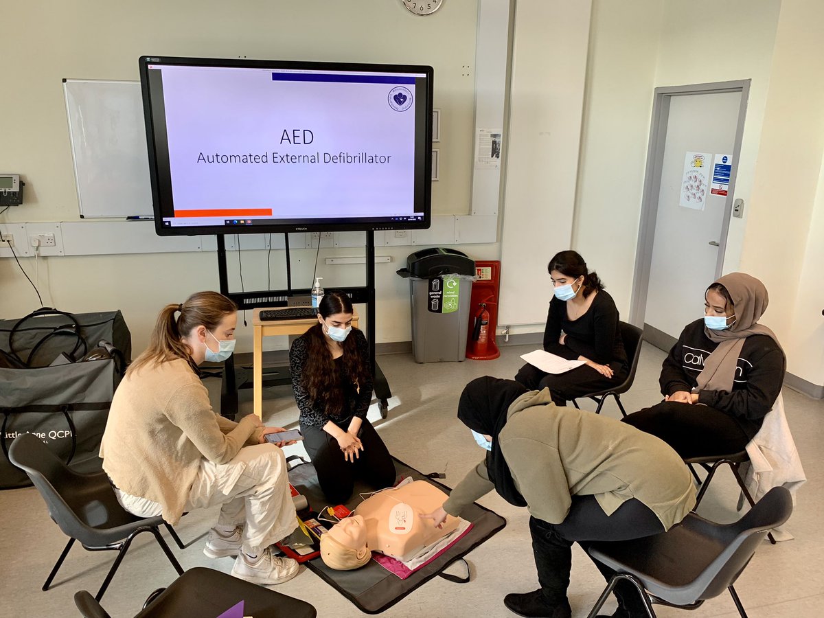 Another great #BLS course today. All of the 1st year Physician Associate students trained in Basic Life Support in line with <a href="/ERC_resus/">ERC - European Resuscitation Council</a> guidelines. Many thanks to the <a href="/RMDBirmingham/">RMD Birmingham</a> and <a href="/RMDBrunel/">RMDBrunel</a> instructors. #CPR <a href="/ResusCouncilUK/">Resuscitation Council UK</a>
