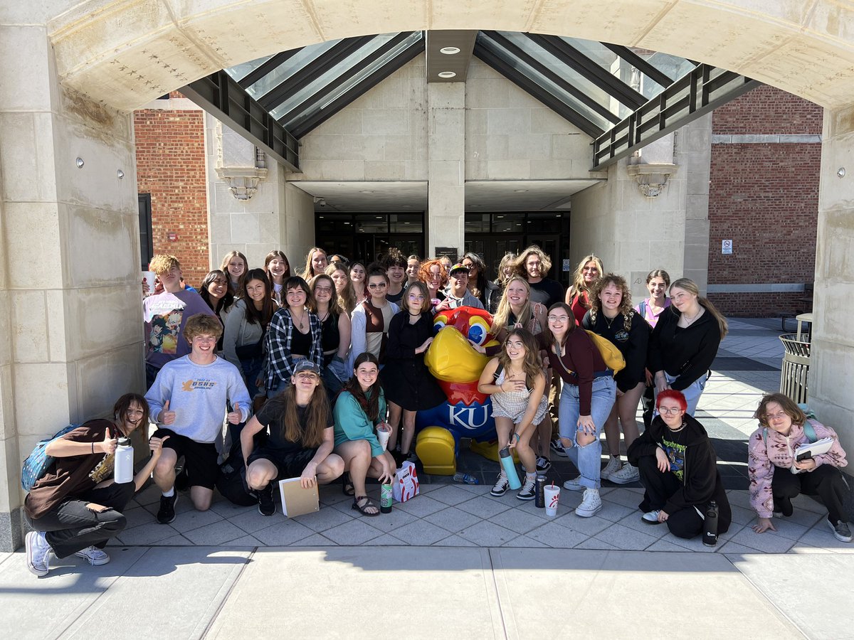 Springer_OS's tweet image. First @kspaonline fall conference in at least five years!! Today, 41 student journalists spent the day learning from industry professionals, expert advisers, and KU professors. (And I taught a little too 😉)