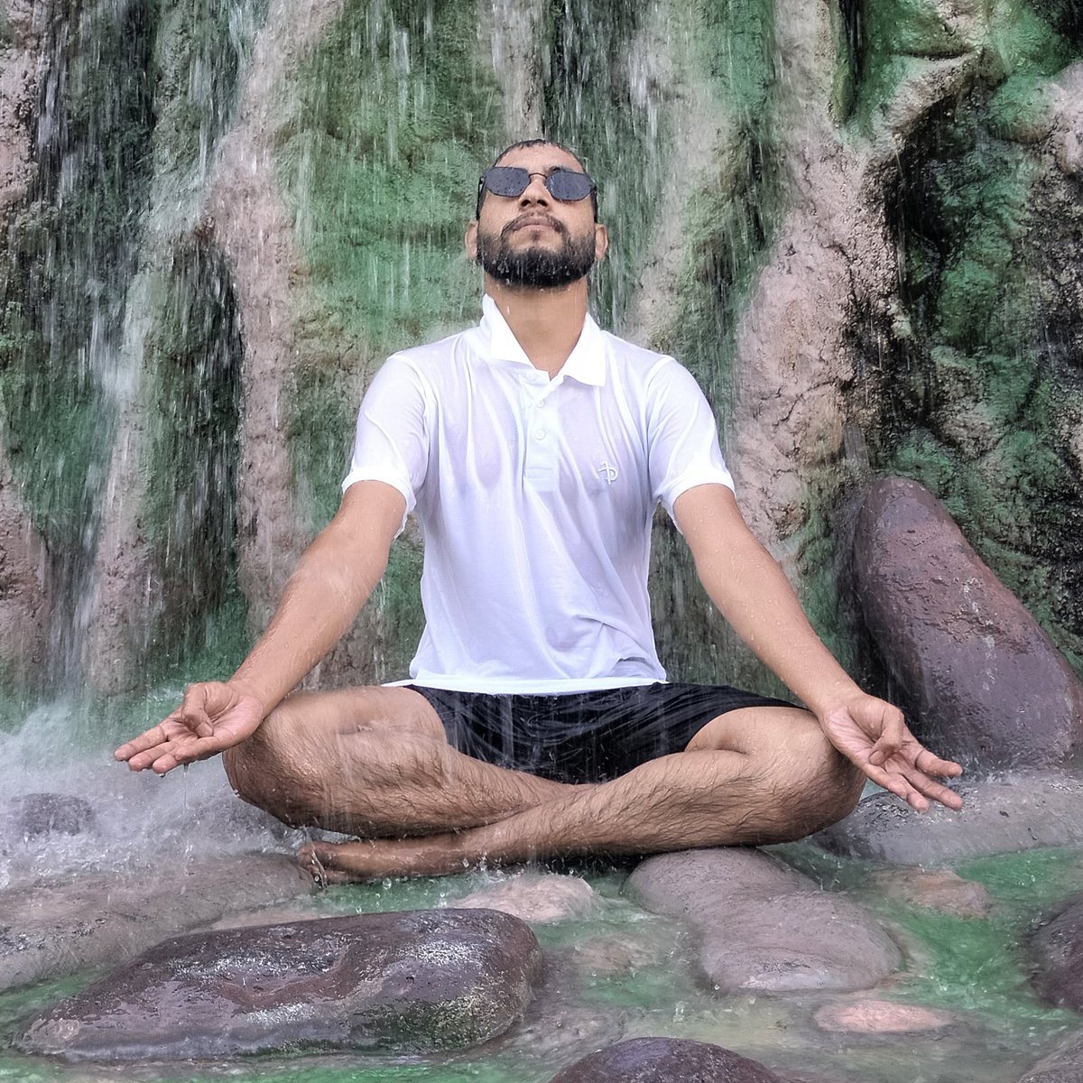 prantoibrahim's tweet photo. #NewProfilePic https://t.co/HEFt4nT3d5