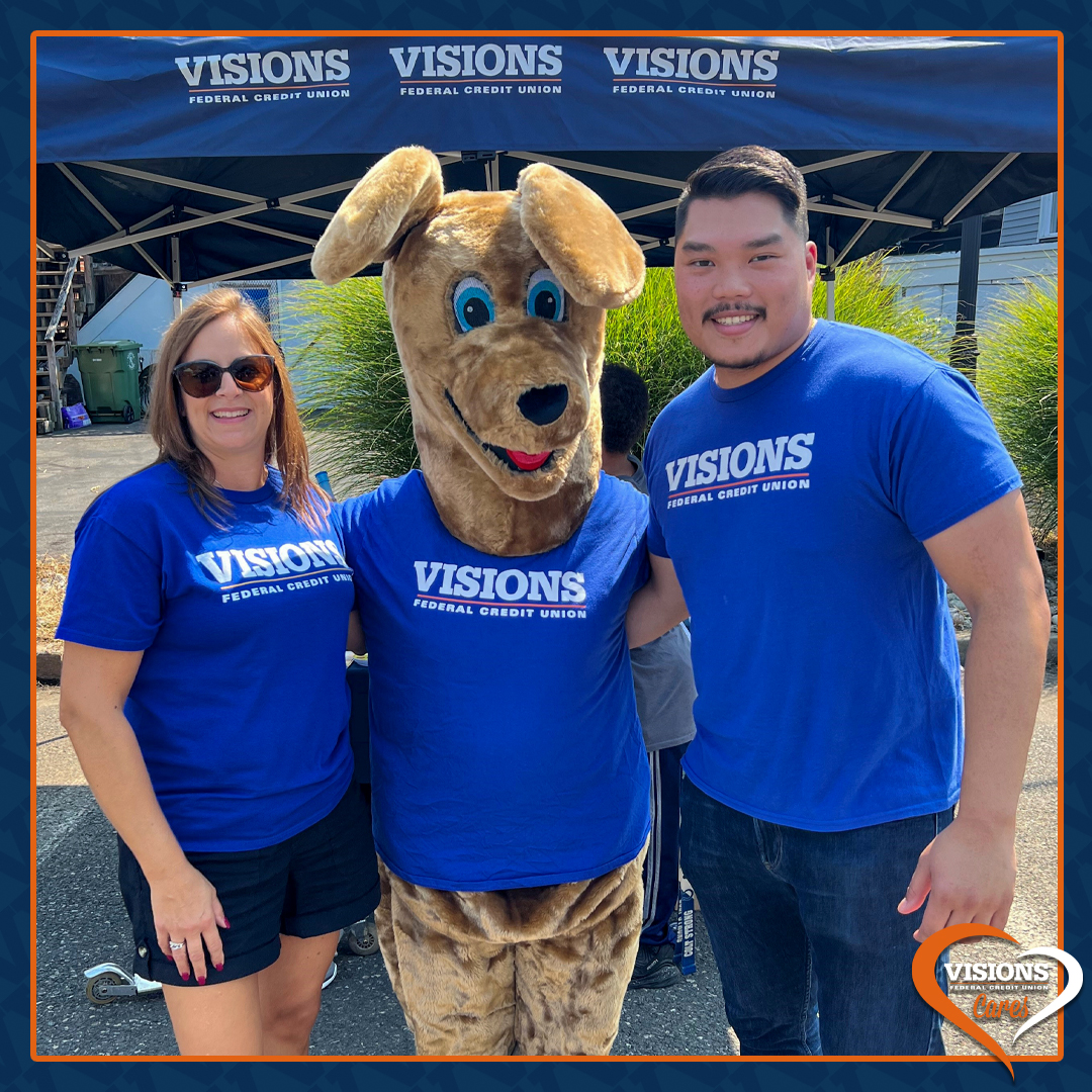 VisionsFCU's tweet image. We had a great time at the Washington Township Festival in NJ. Even Kirby stopped by for a meet and greet!