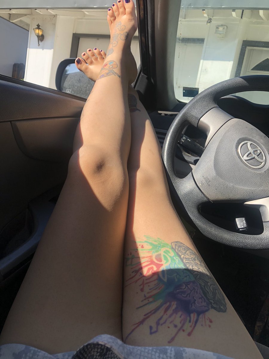 FeetiFun's tweet photo. Start from the bottom and work your way up using your mouth. #feet #legs #toes #tattoos #onlyfans #car #feetworship #feetfethish #feetlick https://t.co/W4jHqHLeHz