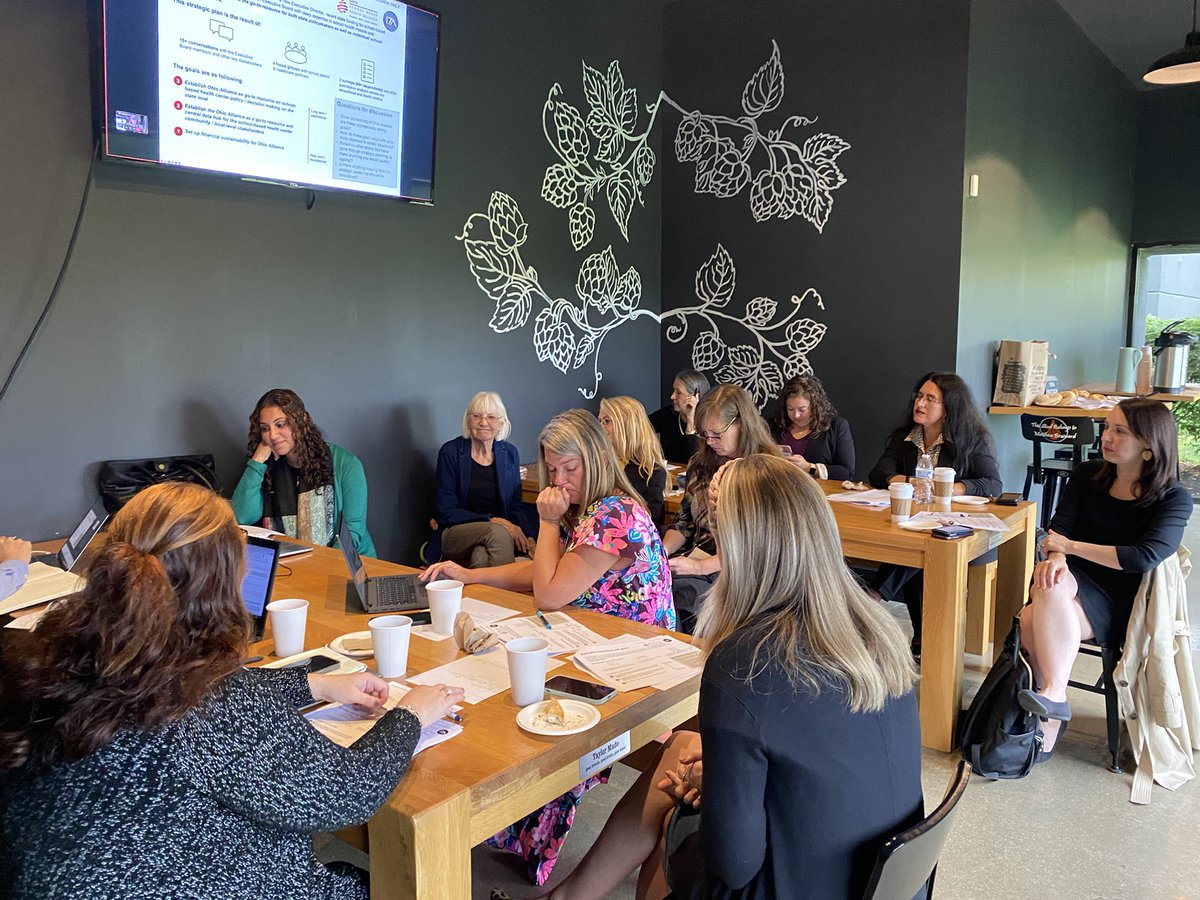 DiRossiKing's tweet photo. Ohio School-Based Health Alliance F2F Executive Board meeting! #PowerHouse 🙌 https://t.co/JYddjxQJqK