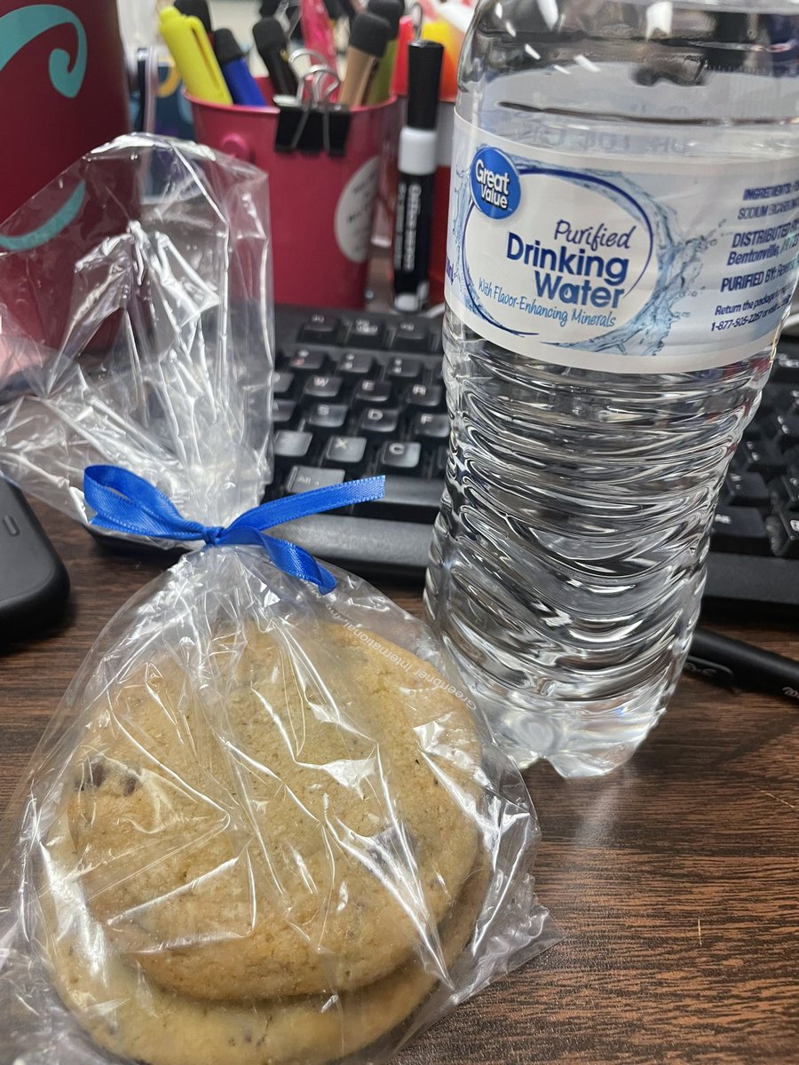 QueenCornwell's tweet photo. Cheers to our AMAZING PTA for bringing these treats around to all us teachers. We are the luckiest! @NISDJefferson #jeffersonmspta https://t.co/U2ylgolzVr