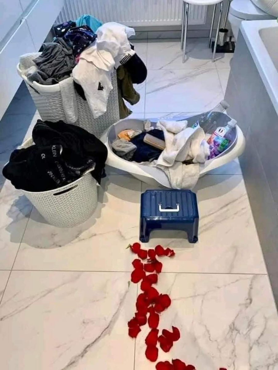 A very short story 🙇🏾‍♂️