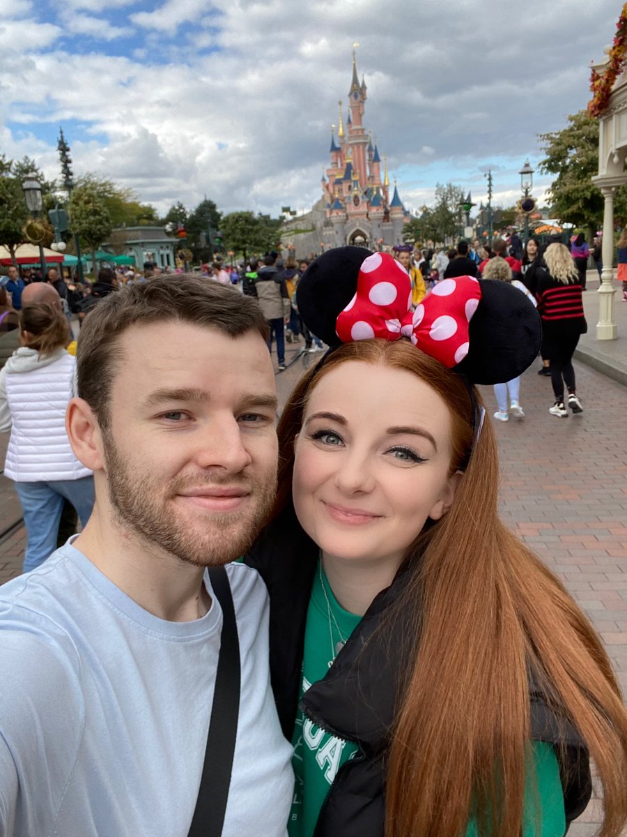 CastAway tweet media