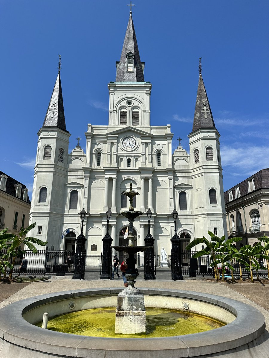 johnbarkwell's tweet photo. All new AU! Excited to be back in person. If you’re in #nola at #au2022 be sure to stop by the @BIMTrack booth Con242 to see our all new Mobile App, new Web Model and Drawing Viewer. https://t.co/CDv1ZxTUw3