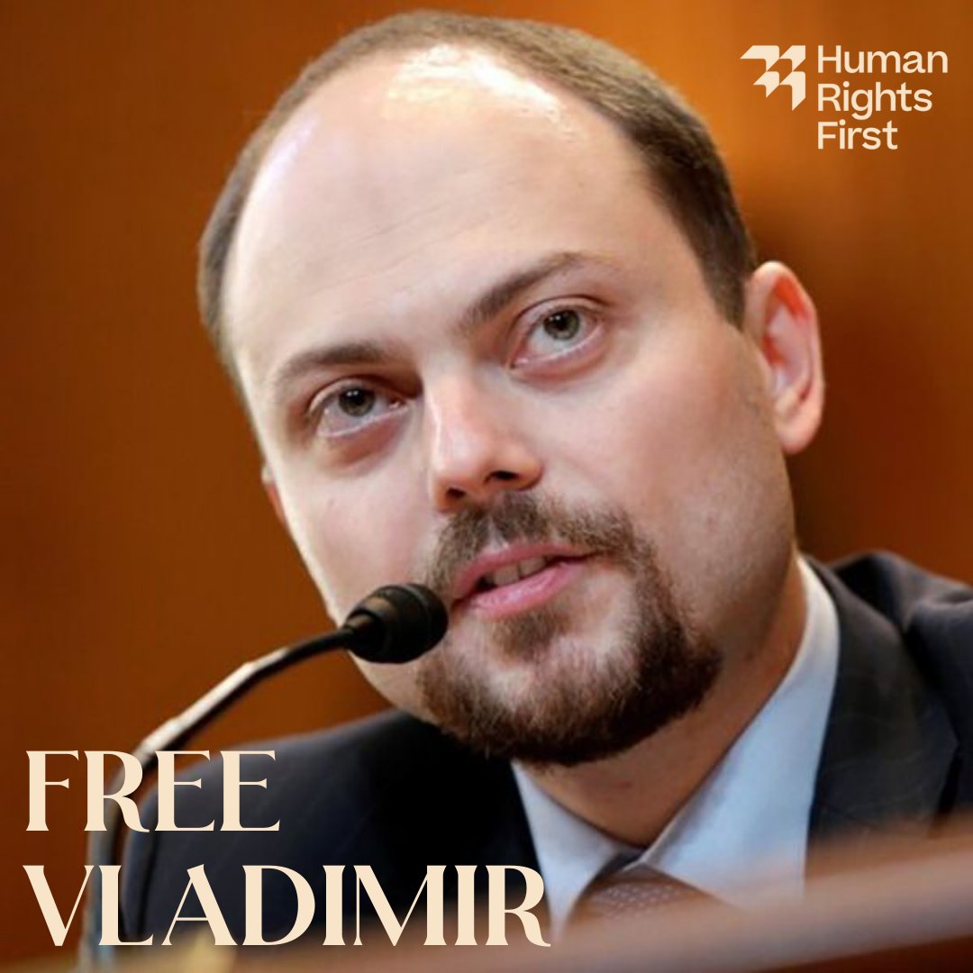 humanrights1st's tweet photo. Our Senior Advisor and Russian democracy activist, @vkaramurza was jailed for condemning Putin’s invasion of Ukraine – for holding bad actors accountable and speaking truth to power. He must be released immediately. #FreeVladimir https://t.co/D1SvVXSjEY