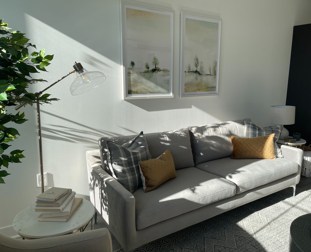 1300BlockMainSt's tweet photo. Home Sweet Home 🏡
•
Main Street is calling your name! Contact us today for more information on our second floor condos.
•
https://t.co/HA36N7IJS7 https://t.co/5t5gbFRB6v